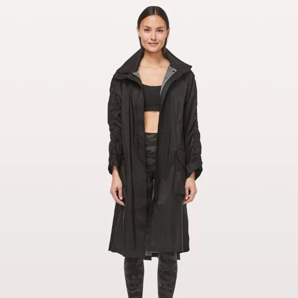 Lululemon Smooth Departure Jacket sz 8 Black Nylon